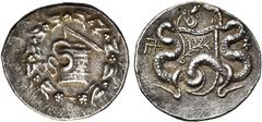 GREEK WORLD MYSIE, PERGAME, AR cistophore, 139-136 av. J.-C. D/ Ciste mystique entrouverte, de laquelle s''échappe un serpent, dans une couronne de lierre. R/ Deux serpents enlacés, t. dressée. A d., 