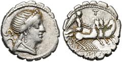 ROMAN REPUBLIC C. Naevius Balbus, AR denier serratus, 79 av. J.-C., Rome. D/ T. diad. de Vénus à d. Derrière, S·C. R/ C·NAE·BALB Victoire conduisant un trige à d. Au-dessus, T. Cr. 382/1b; Syd. 769a. 