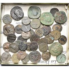 Empire romain - Roman Empire lot de 41 p., dont: Julia Mamaea, sesterce, R/ Victoire (?); Gordien III, sesterce, R/ Libertas, Pax; PhilippeIer, sesterce, R/ Annona; Trébonien Galle, antoninien, R/ Jun