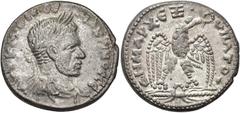 IMPERIO ROMANO. MACRINO. Tetradracma. Seleucia Pieria (218-219). A/ Busto laureado y acorazado a der. R/ Águila mirando a der. con alas abiertas, corona en el pico, sobre haz de rayos. AR 11,46 g. 26,
