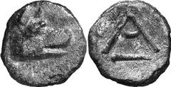 Argos The early bronze coinage of Argos Estimate: CHF 275.00 Lot of seven Chalkoi of the 4th century. 1052.1 (AE, 1.38 g, 13 mm, 11). Wolf’s head right. Rev. with curved cross-bar; below, club left. B