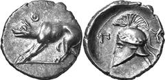 Argos The coinage of Argos from the mid-4th century unti Estimate: CHF 350.00 Trihemiobol (Silver, 1.17 g 9), c. 260s/250s. Wolf at bay to left; above, . Rev. Laureate crested Corinthian helmet to lef