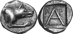 Argos The coinage of Argos from the late 2nd century thr Estimate: CHF 350.00 Lot of two triobols, c. late 2nd century-80s. 1140.1 (Silver, 2.19 g 7). Forepart of wolf at bay to right. Rev. with - abo