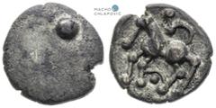 Bohemia or Moravia, Celts. Obol (2nd century BC). Bi type. Mint-made crack. Böhmen oder Mähren, Kelten. Obol (2. Jh. v. Chr.). Typ Bi. Leicht geborsten. Čechy nebo Morava, Kelti. Obol (2. stol. př. Kr