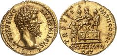 Roman Coins Lucius Verus (161-169) Aureus - Rome (164 ou 166) D'une qualité exceptionnelle et d'un style d'une grande finesse. Exemplaire du trésor de l'Aventin (1893) et de la vente Hess-Leu 15 du 7 
