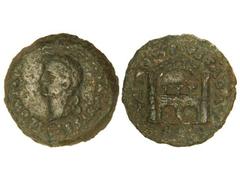 As. ÉPOCA DE TIBERIO. EMERITA. Anv.: TI. CAESAR AVG. PONT. MAX. IMP. Cabeza laureada de Tiberio a izquierda. Rev.: COL. AVGVSTA EMERITA. Puerta. 13,40 grs. Pátina verde. (Leyenda poco visible). AB-830