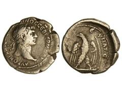 Tetradracma. 98-117 d.C. TRAJANO. SIRIA. Anv.: Busto laureado a derecha. Rev.: Águila en pie de frente. AR. (Algo descentrada). GIC-1077. MBC.