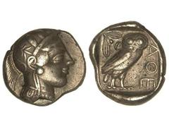 Tetradracma. 449-413 a.C. ATENAS. Anv.: Cabeza de Atenea con casco a derecha. Rev.: Lechuza a derecha, delante ¶, detrás rama de olivo y creciente. 16 grs. AR. (Grafitis). Se-2526. EBC-/MBC+.