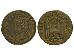 As. ÉPOCA DE TIBERIO. EMERITA AUGUSTA. Anv.: TI. CAESAR AVGVSTVS PON. MAX. IMP. Cabeza laureada de Tiberio a izquierda. Rev.: COL. EMERITA AVGVSTA. Puerta. 10,1 grs. Pátina oscura. AB-1056. MBC/MBC+.