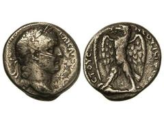 Tetradracma. 69-79 d.C. VESPASIANO. SIRIA. Anv.: Cabeza laureada a derecha. Rev.: Águila en pie a izquierda. AR. (Rayitas en anverso). GIC-736. MBC-.