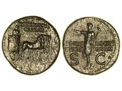 Dupondio. Acuñada el 37-41 d.C. GERMÁNICO. Anv.: GERMANINCVS CAESAR. Germánico, en cuadriga a derecha. Rev.: SIGNIS RECEPT. DEVICTIS. GERM. S. C. Germánico en pie a izquierda, portando cetro. Pátina o