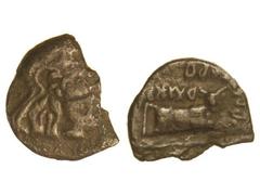 Dracma. ARSE-ARSBIGISTEEGIAR. Anv.: Cabeza galeada a derecha. Rev.: Toro androcéfalo a derecha. 2,40 grs. AR. Cortada por la mitad para circular como 1/2 dracma. MUY RARA. AB-2040. BC+.