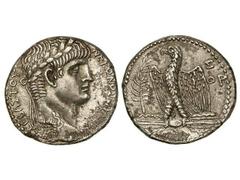 Tetradracma. 54-68 d.C. NERÓN. SIRIA. Anv.: Cabeza laureada de Nerón a derecha. Rev.: Águila en pie a izquierda sobre haz de rayos, delante palma. AR. (Algunas oxidaciones). GIC-617 var. EBC-.