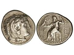 Tetradracma. 336-323 a.C. ALEJANDRO MAGNO. Anv.: Cabeza de Hércules con piel de león a derecha. Rev.: Zeus entronizado a izquierda, alrededor leyenda y símbolos. 17,10 grs. AR. Müller-1370; Se-6717 va