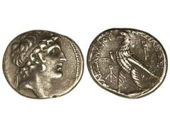 Tetradracma. 150-149 a.C. ALEJANDRO I. TIRO. REINO SELÉUCIDA. Anv.: Cabeza diademada de Alejandro a derecha. Rev.: Águila en pie a izquierda, alrededor leyenda. 13,90 grs. AR. Se-7033 var. EBC-/MBC+.