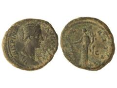 Dupondio. 182 d.C. CRISPINA. Anv.: CRISPINA AVGV(STA). Busto a derecha. Rev.: (HI)LARITAS S. C. Hilaridad en pie a izquierda. 12,90 grs. Pátina verde oscura. C-20. MBC-.