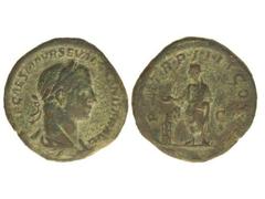 Sestercio. Acuñada el 225 d.C. ALEJANDRO SEVERO. Anv.: IMP. CAES. M. AVR. SEV. ALEXANDER AVG. Busto laureado a derecha. Rev.: P. M. TR. P. IIII COS. P. P. S. C. Alejandro Severo en pie a izquierda ant