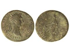 Dupondio. Acuñada el 97 d.C. NERVA. Anv.: IMP. NERVA CAES. AVG. (P. M. TR. P.) COS. III (P. P.). Cabeza radiada a derecha. Rev.: LIBERTAS (PVBLICA) S. C. Libertad estante a izquierda, portando cetro y