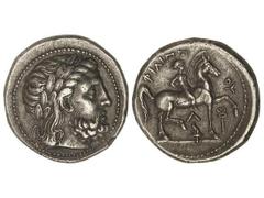 Tetradracma. 359-336 a.C. FILIPO II. AMPHIPOLIS. Anv.: Cabeza laureada de Zeus a derecha. Rev.: Jinete desnudo a derecha, alrededor leyenda y símbolos. 14,40 grs. AR. Se-6680 var. EBC.