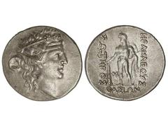 Tetradracma. 148 a.C. THASOS. Anv.: Cabeza de Dionisos diademado a derecha. Rev.: Hércules en pie a izquierda con clava, alrededor leyenda. 17 grs. AR. Se-1759. MBC+.