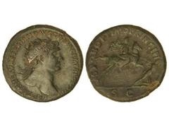 Dupondio. Acuñada el 104-110 d.C. TRAJANO. Anv.: IMP. CAES. NERVAE TRAIANO AVG. GER. DAC. P. M. TR. P. COS. V P. P. Busto radiado a derecha. Rev.: S. P. Q. R. OPTIMO PRINCIPI. S. C. Trajano a galope a