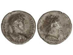 Tetradracma. Acuñada el 120/1 d.C. ADRIANO. ¿LAODICEIA AD MARE? . Anv.: Busto laureado a derecha. Rev.: ¿Busto del Dios de la ciudad a derecha?. 9,31 grs. Gic-¿1239?. BC.