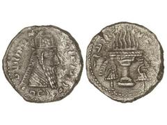 Tetradracma. 224-241 d.C. ARDASHIR I. Anv.: Busto barbado y con tiara a derecha. Rev.: Altar de fuego. 7,98 grs. Ve. Mitch-784-786. MBC.