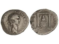 Tetradracma Cistofórico. Acuñada el 97 d.C. NERVA. PERGE (Pamfilia). Anv.: IMP. (NERVA) CAES. AVG. P. M. TR. POT. P. P. Busto laureado a derecha. Rev.: Templo dístilo de Diana de Perge, conteniendo es