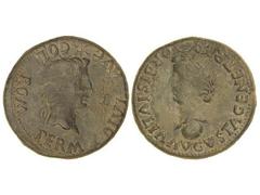 Dupondio. ÉPOCA DE TIBERIO. COLONIA RÓMULA. Anv.: PERM. DIVI. AVG. COL. ROM. Cabeza radiada de Augusto a derecha, delante fulmen. Rev.: IVLIA AVGVSTA GENETRIX ORBIS. Busto de Livia a izquierda, debajo