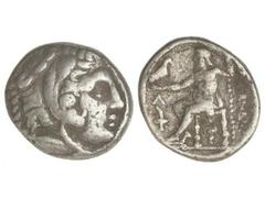 Tetradracma. 336-323 a.C. ALEJANDRO MAGNO. MACEDONIA. ANFÍPOLIS. Anv.: Cabeza de Hércules con piel de león a derecha. Rev.: Zeus entronizado a izquierda, debajo símbolo, alrededor leyenda, símbolo y l