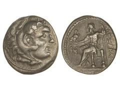 Dracma. 336-323 a.C. ALEJANDRO MAGNO. INCIERTA. Anv.: Cabeza de Hércules con piel de león a derecha. Rev.: Zeus entronizado a izquierda, detrás leyenda, delante monograma. 4,10 grs. AR. Ligera pátina.