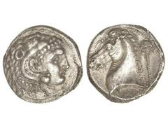 Tetradracma. 330-310 a.C. DOMINACIÓN CARTAGINESA EN SICILIA. Anv.: Cabeza de Hércules con piel de león a derecha. Rev.: Prótomo de caballo a izquierda, detrás palmera con frutas, debajo leyenda púnica