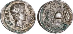 ROMAN COINS: ROMAN EMPIRE Roman Empire Denario. Acuñada el 17 a.C. AUGUSTO. P. Licinius Stolo. Anv.: AVGVSTVS TR. POT. Cabeza de Augusto a derecha. Rev.: P. STOLO. III. VIR. Bonete de flamen o ´ápex´ 