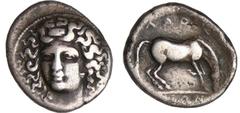 GREEK COINS Thessalie - Larissa - Drachme - (400-344 av. J.-C.) A/ Anépigraphe.Tête de la nymphe Larissa de face, les cheveux retenus par un bandeau. R/ ΛΑΡΙΣΑΙΩΝ. Cheval à gauche, levant l'antérieur 