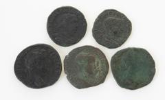Ancient coins in lots Ancient coins in lots - Roman coinage - A small lot Roman mainly Sestertii: Volusianus (usual square flan), Lucilla, Gordianus III, Antoninus Pius and and AE of Philippus I Arabs