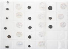 Ancient coins in lots Ancient coins in lots - Roman coinage - A nice small collection of small late Roman bronzes: Magnentius (Chi-Ro), Constantius Gallus, Julianus II Apostata, Valentinianus I, 2 x G