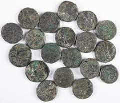Ancient coins in lots - - Greek / Hellenistic coinage Ancient coins in lots - - Greek / Hellenistic coinage - A nice lot of bronzes from Sicily, Hieron II (c. 275-215 BC), all type obv. head of Poseid