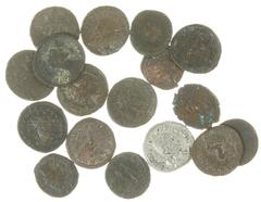 Ancient coins in lots - Small collection of 17 Antoniniani: Gallienus (2x), Otacilia Severa, Aurelianus (2x), Diocletianus (2x), Probus (3x), Claudius Gothicus (2x), Tetricus (2x), Victorinus (2x) and