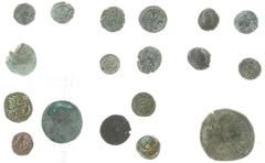 Ancient coins in lots - Lot with 14 bronze ancient coins, mainly Roman, several emperors, added some replica´s - avg. F/VF