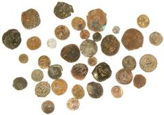 Ancient coins in lots - Lot with 36 ancient coins, bronzes but also 3 silver, mainly Roman, Greek and Byzantine, in minor grades and cleaned but nice for study