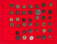 Ancient coins in lots - A small collection of 40 Roman coins, mainly Folles and Antoniniani (Probus, Maximianus, Diocletianus, Constantine era, etc.) but also 1 Sestertius (Maximinus Thrax) - several 