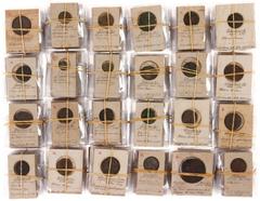 Ancient coins in lots - Lot Roman coins: Old collection of the 'Academisch Penning Kabinet Leiden' in original coin holders with descriptions from the 19th century, period Geta - Tetricus, totally app