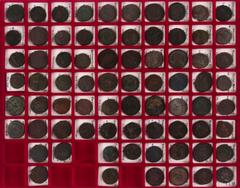 Ancient coins in lots Ancient coins in lots - An interesting collection of Roman AE Folles and Antoniniani: Salonina (2), Postumus (1), Victorinus (3), Tetricus I (1), Claudius II (4), Quintillus (1),