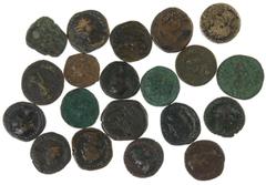 Ancient coins in lots Roman coinage - A collection of Roman bronze coins: 7 Sestertii (including Traianus Decius, Severus Alexander, Philippus I Arabs, Valerianus I, Antoninus Pius etc.), 9 Asses/Dupo
