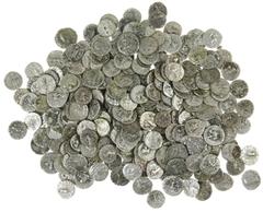 Ancient coins in lots Ancient India - Indo-Scythians - A large and interesting lot with AR/billon drachms: Azilises, c.57-35 BC, King mounted with spear / city deity, (Senior type 56 ); Azes (I&II), c