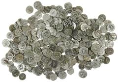 Ancient coins in lots Ancient India - Indo-Scythians - A large and interesting lot with AR/billon drachms: Azilises, c.57-35 BC, King mounted with spear / city deity, (Senior type 56 ); Azes (I&II), c