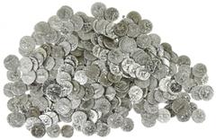 Ancient coins in lots Ancient India - Indo-Scythians - A large and interesting lot with AR/billon drachms: Azilises, c.57-35 BC, King mounted with spear / city deity, (Senior type 56 ); Azes (I&II), c