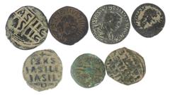 Ancient coins in lots Roman coinage - A small lot with 4 Greek Roman coins (including Gallienus, Philippus I Arabs and Ant. Pius) and 3 late Byzantine Folles - totally 7 coins in avg. F/VF