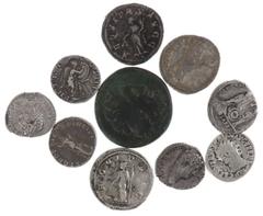 Ancient coins in lots / Roman Roman coinage - A small collection of ancient coins: Roman Denarii (3 x Hadrianus, 2 x Traianus and 1 x Augustus (CL CAESARES), 3 Antoniniani (2 x Gordianus III and 1 x P