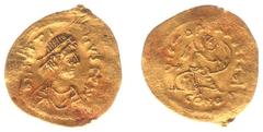 Byzantine Coinage Justinianus I (527-565) - AV Semissis (Constantinople, 2.16 g) - DN IVSTINIANVS PP AVG Diademed, draped and cuirassed bust right / VICTORIA AVGGG Victoria seated right on shield, ins